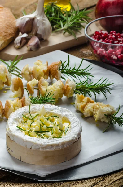 Prepareing for Baked Camembert with Garlic & Rosemary — Stock Photo, Image
