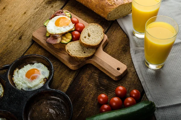 Rustic breakfast — Stock Photo, Image