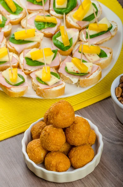 Celebración de la comida de Año Nuevo — Foto de Stock