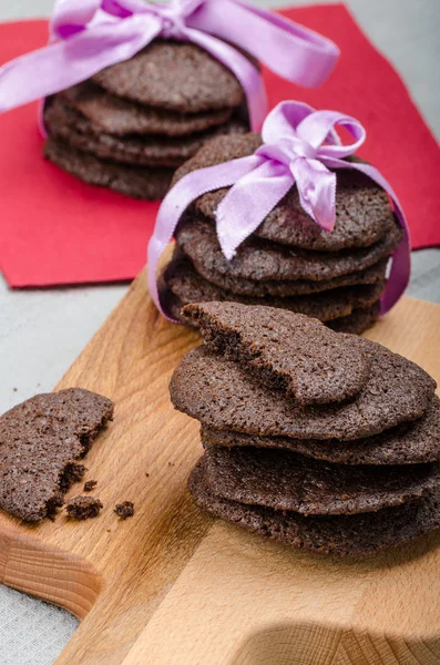 Galletas de chocolate negro —  Fotos de Stock