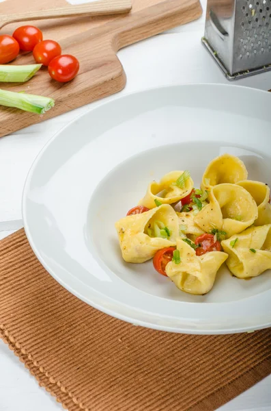 Homemade tortellini — Stock Photo, Image