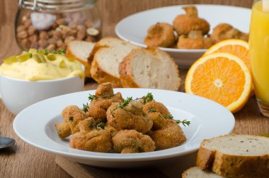 Kızarmış yağlı mantar suyu ile tedavi