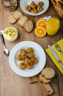 Kızarmış yağlı mantar suyu ile tedavi