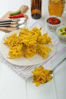 Soğan bhajis, Çek bira