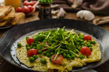 Sebze ile sağlıklı omlet
