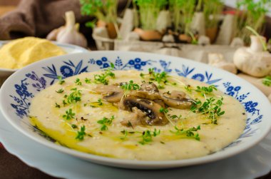 Biberiye ve biber polenta infüzyon