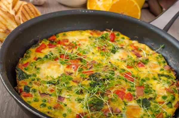 Vegetáriánus frittata — Stock Fotó