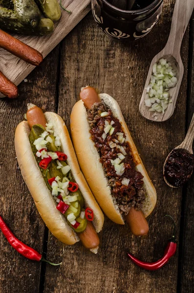 Chili i wegetariański Hot-Dog — Zdjęcie stockowe
