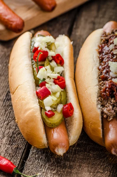 Chili und vegetarischer Hot Dog — Stockfoto