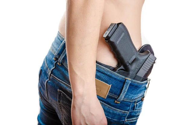 Pistola de transporte oculta en su cintura — Foto de Stock