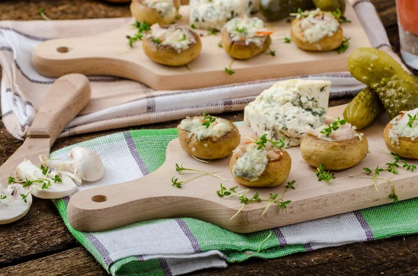 Mushrooms stuffed with cheese — Stock Photo, Image