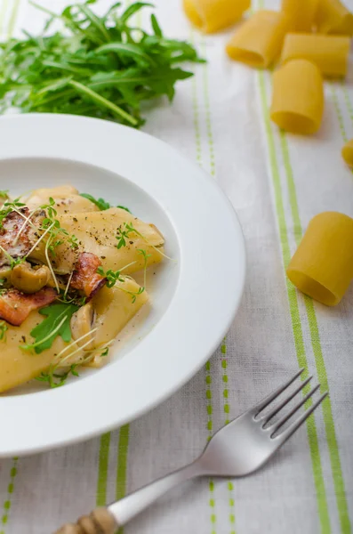 Italienska rigatoni — Stockfoto