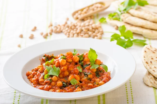 Curry de garbanzos de espinacas —  Fotos de Stock