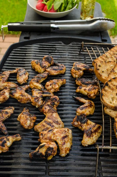 Alitas de pollo teriyaki —  Fotos de Stock