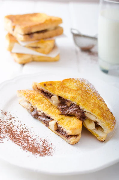 French toast ripieno di cioccolato e banana — Foto Stock