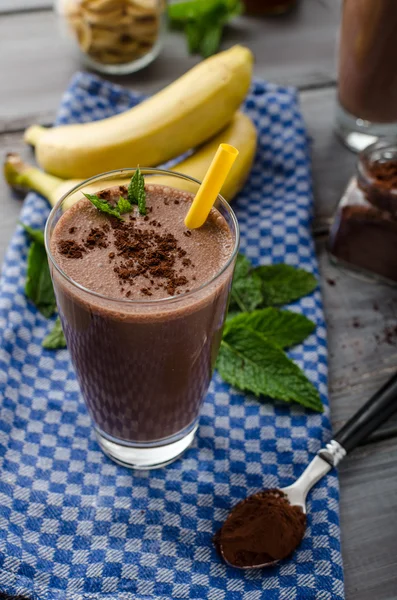 Chocolate-banana smoothie — Stock Photo, Image