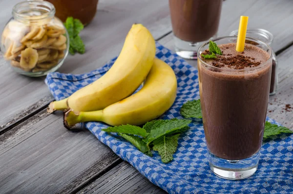 Chocolate-banana smoothie — Stock Photo, Image