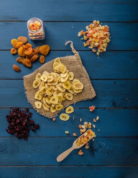 Gedroogde vruchten, gezond en lekker — Stockfoto