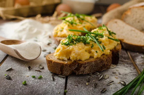 Scrambled eggs — Stock Photo, Image