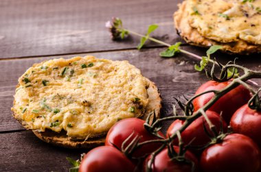 Mini omlet gevrek pasta