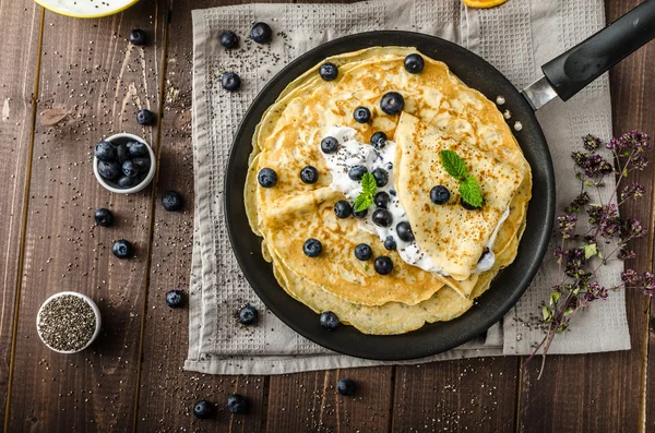 Healthy chia pancakes with blueberries — Stock Photo, Image