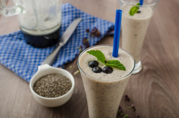 Bosbessen milkshake — Stockfoto