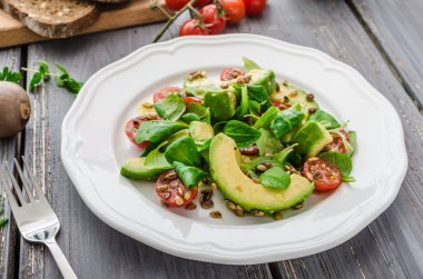 Avocadon salatası
