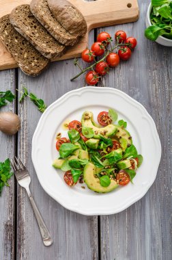 Avocadon salatası