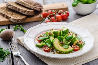 Avocadon salatası