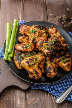 Barbekü Izgara tavuk kanadı