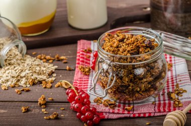 Yerli granola, temiz yemek