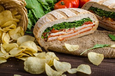 İtalyan preslenmiş sandviç