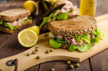 ton balıklı sandviç