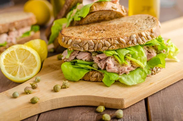 Tuna sandwich — Stock Photo, Image