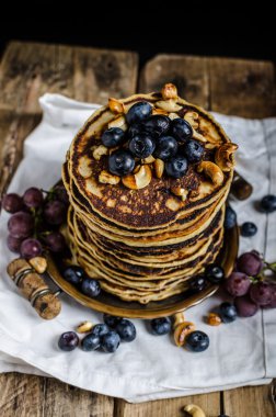 Büyük ev yapımı kek