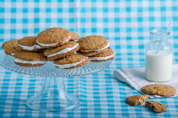 Homemade Oatmeal Cream Pie Cookies — Stock Photo, Image