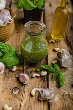 İtalyan pesto