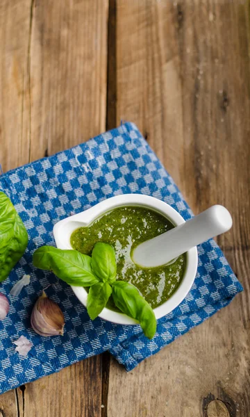 Pesto from basil and nots — Stock Photo, Image