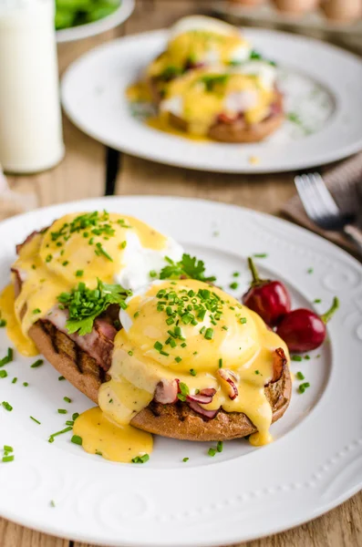 Ovos Benedict — Fotografia de Stock