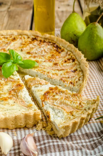 French quiche stuffed cheese and pears — Stock Photo, Image