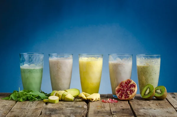 Smoothie dia, saudável e delicioso — Fotografia de Stock