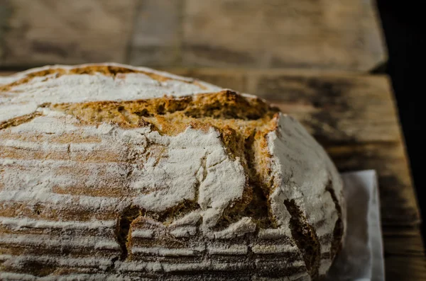 Pão de massa de pão caseiro — Fotografia de Stock