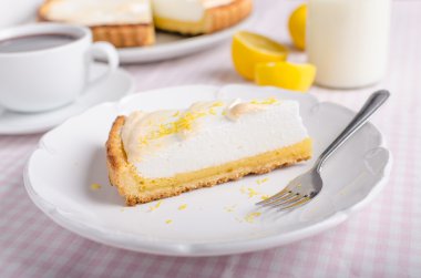 Lezzetli limon cheesecake