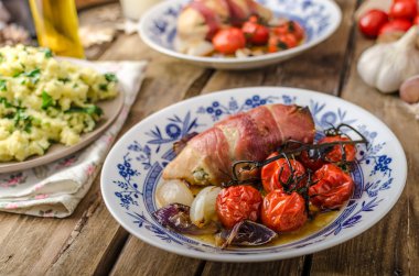 Tavuk jambon sarılı