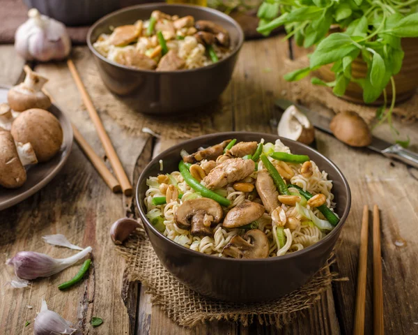 Chinese noodles with brown mushrooms — Stock Image Chinese noodles with brown mushrooms Royalty Free Stock Photos