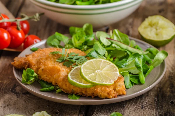 Ware Weense schnitzel — Stockfoto