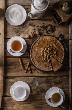 Tarçın ile ceviz cheesecake