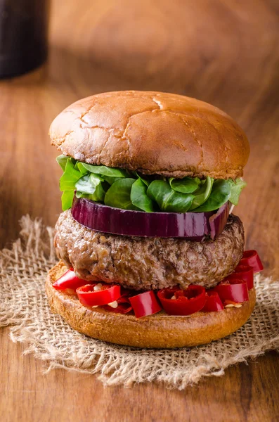 唐辛子と牛肉のハンバーガー — ストック写真