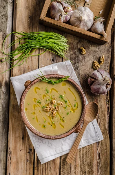 Sopa de crema de raíz de perejil —  Fotos de Stock