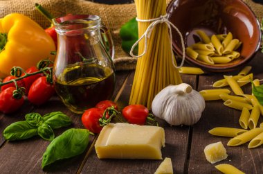 Still life fotoğraf, makarna ve peynir ile arka plan